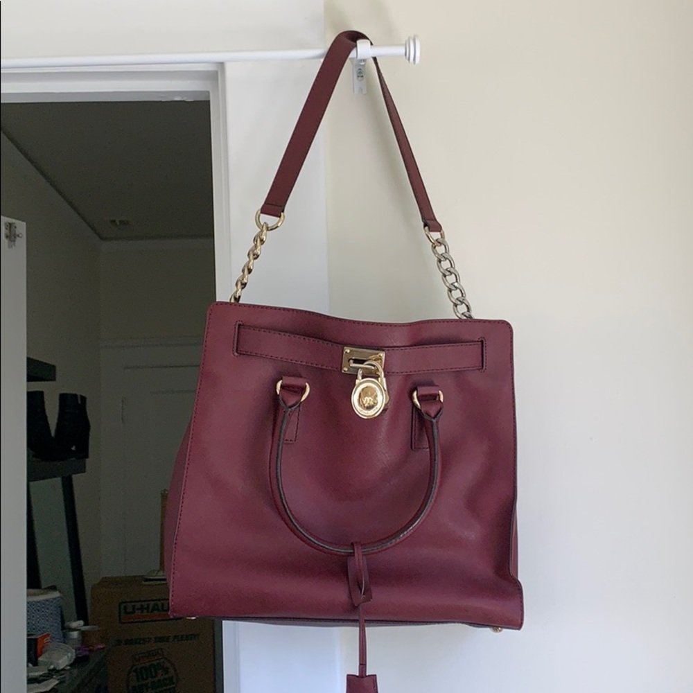 Bucket bag